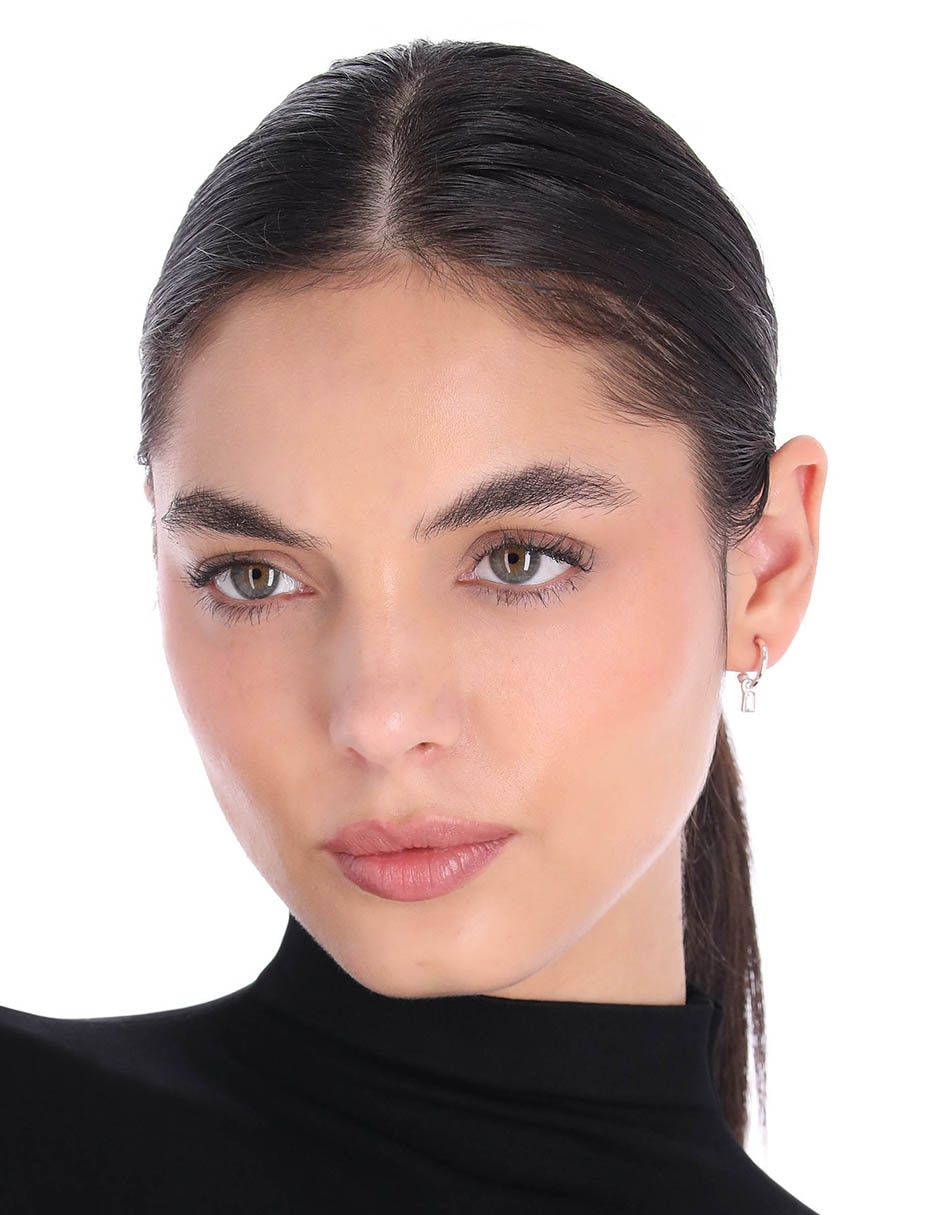Set de aretes con acabado pavé 2