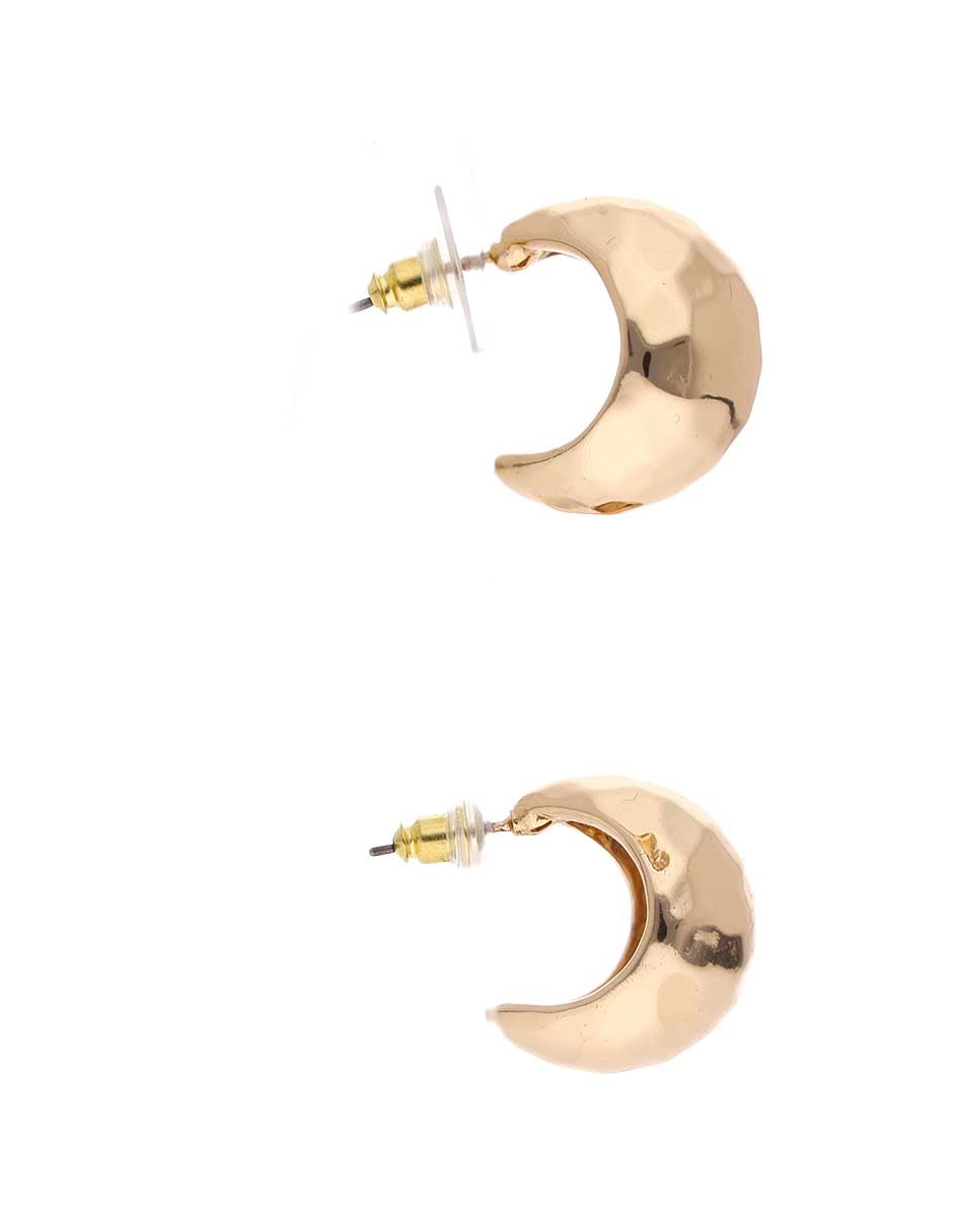 Aretes cortos de luna con acabado brillante 3