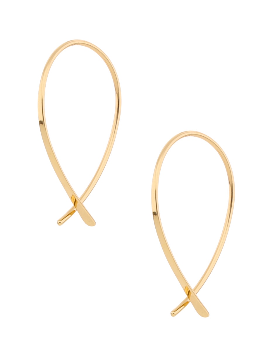Aretes largos Cassandra con acabado brillante 2