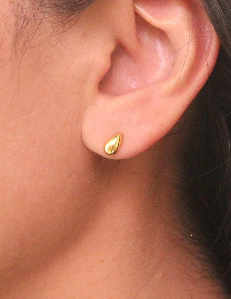 Aretes cortos de gota de plata P 925 con acabado chapa de oro 3