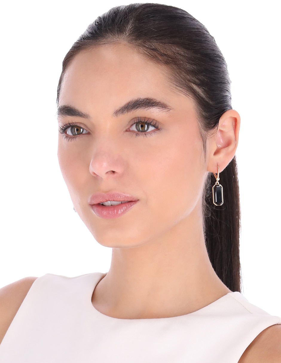 Aretes cortos octagonales Basic Jet con acabado lustre zirconia cúbica