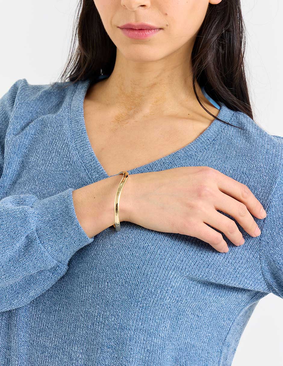 Brazalete Cassandra con acabado pulido 3