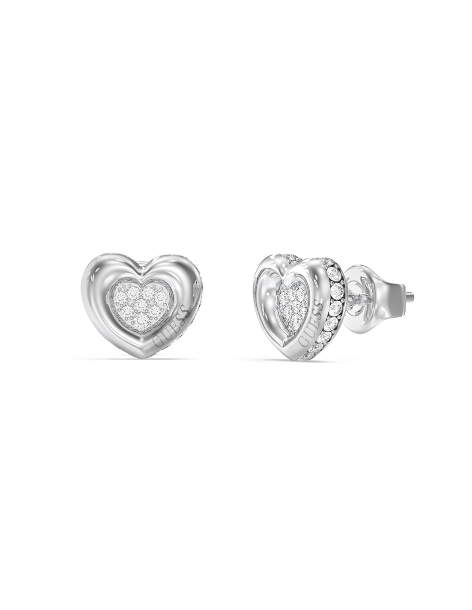 Aretes huggies de corazón Love con acabado pavé circonita