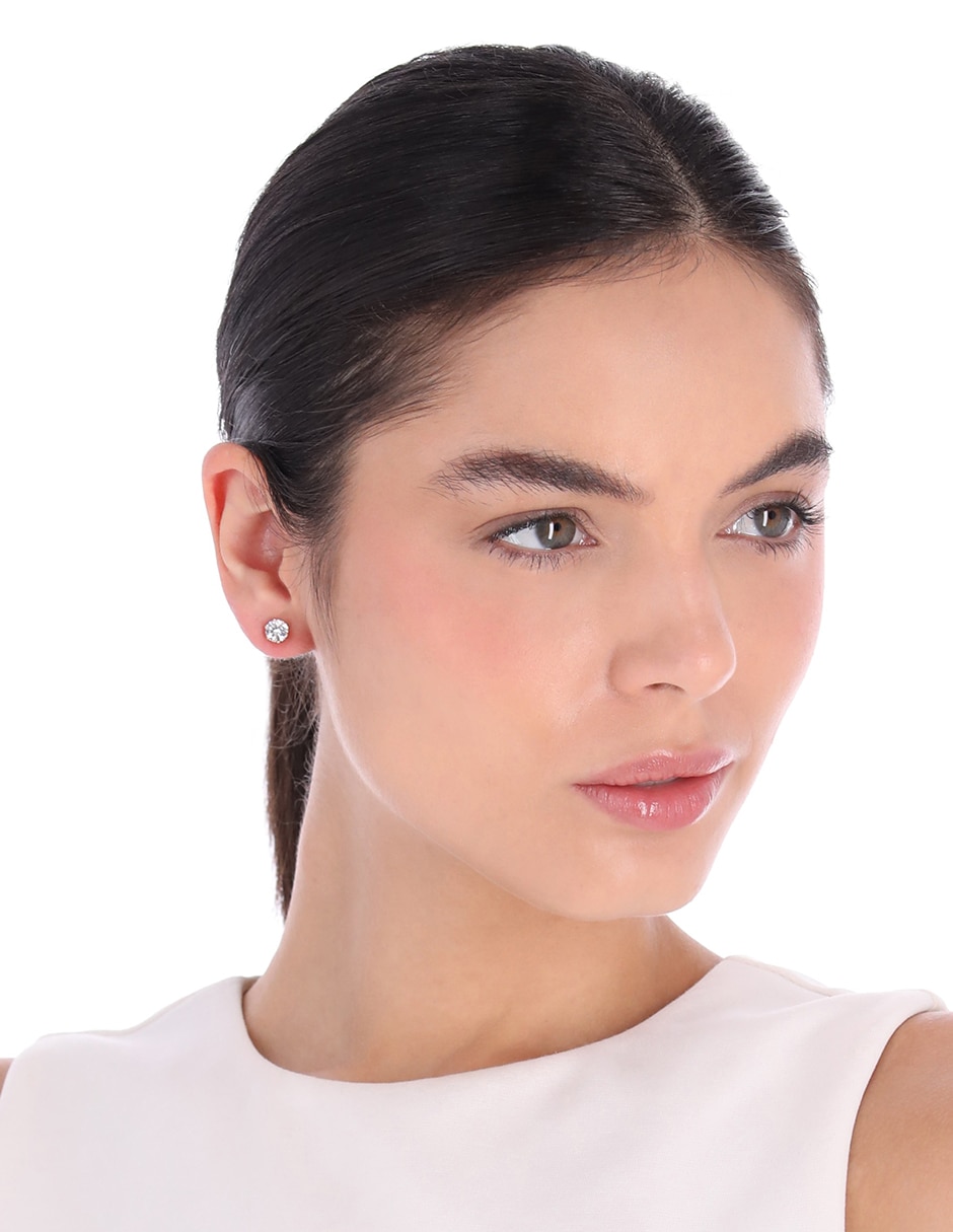 Set de aretes con acabado brillante 2
