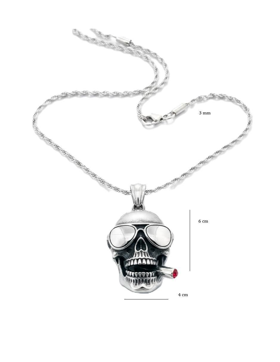 Collar con dije de calavera 4