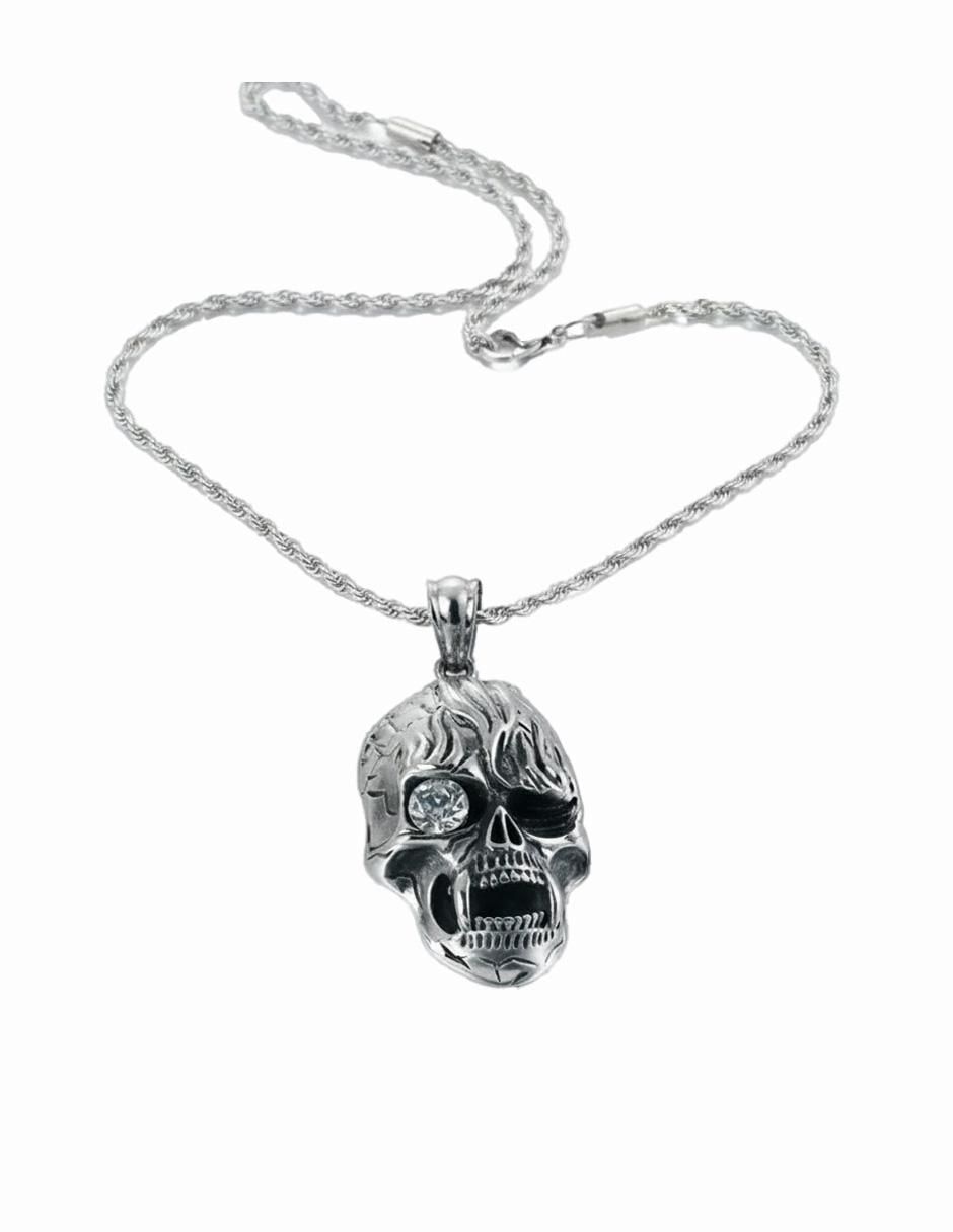 Collar con dije de calavera