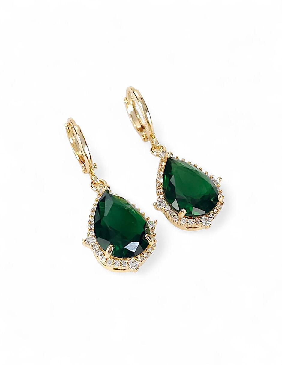 Aretes y collar de gota con acabado baño de oro 18 k zirconia 6