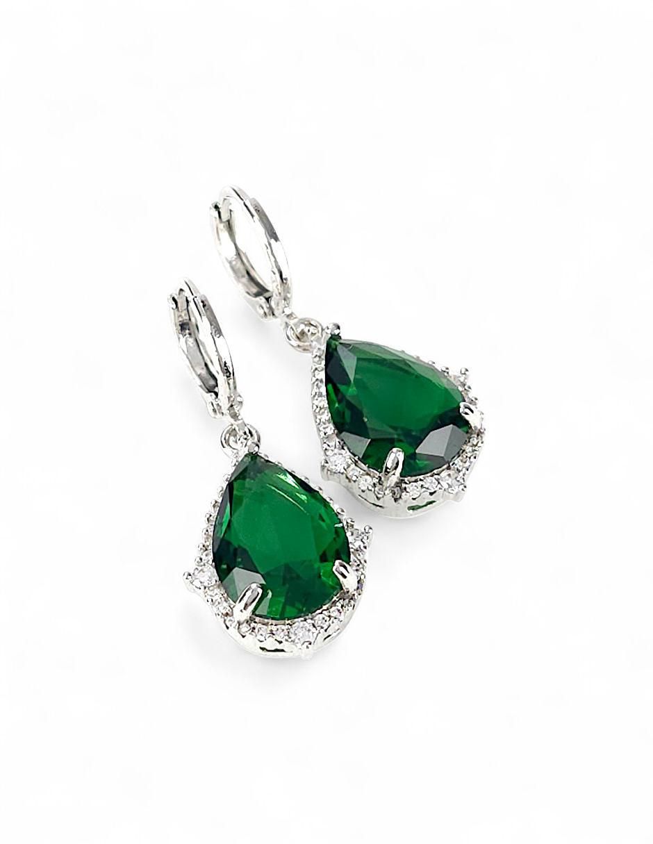 Aretes y collar de gota zirconia 6