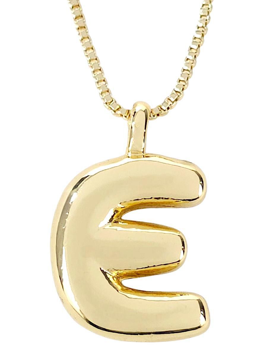Collar con dije de letra e de baño de oro 18 K Collar con dije de letra e de baño de oro 18 K
