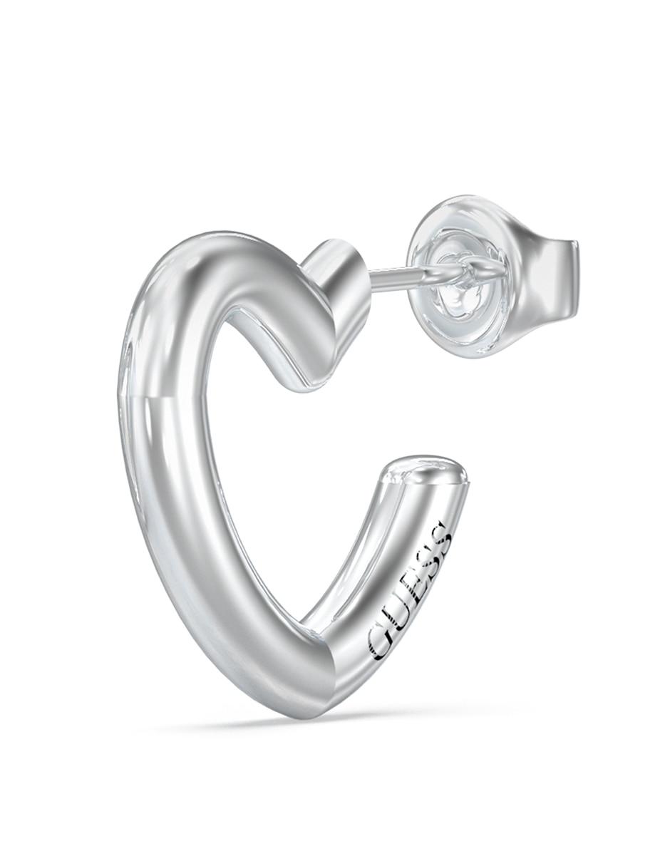 Aretes cortos de corazón Iconique con acabado brillante 3