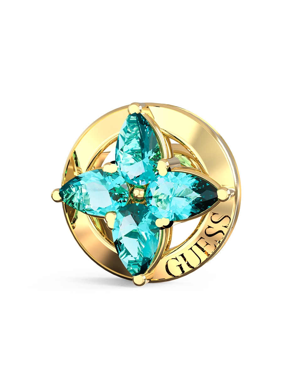Aretes cortos de estrella Secret garden con acabado pavé circonita 3