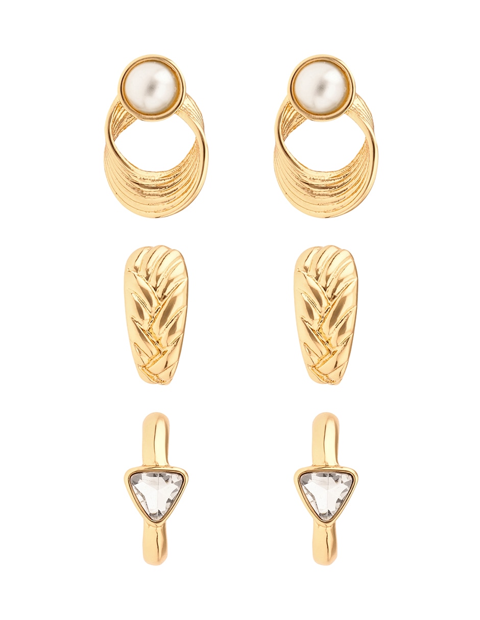 Set de aretes cortos con acabado pavé