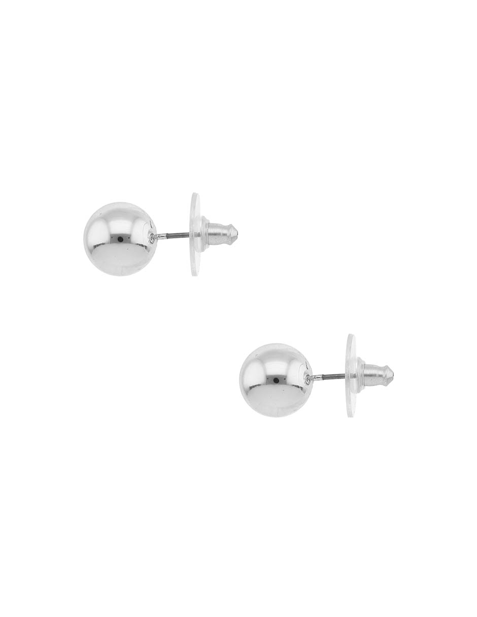 Aretes cortos con acabado pulido 3