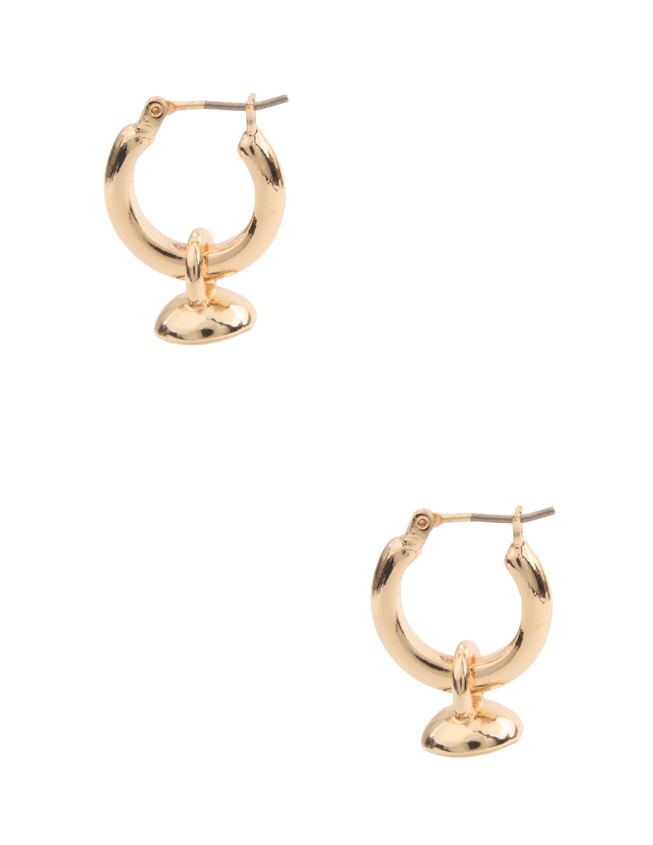 Aretes cortos con acabado pulido perla 3