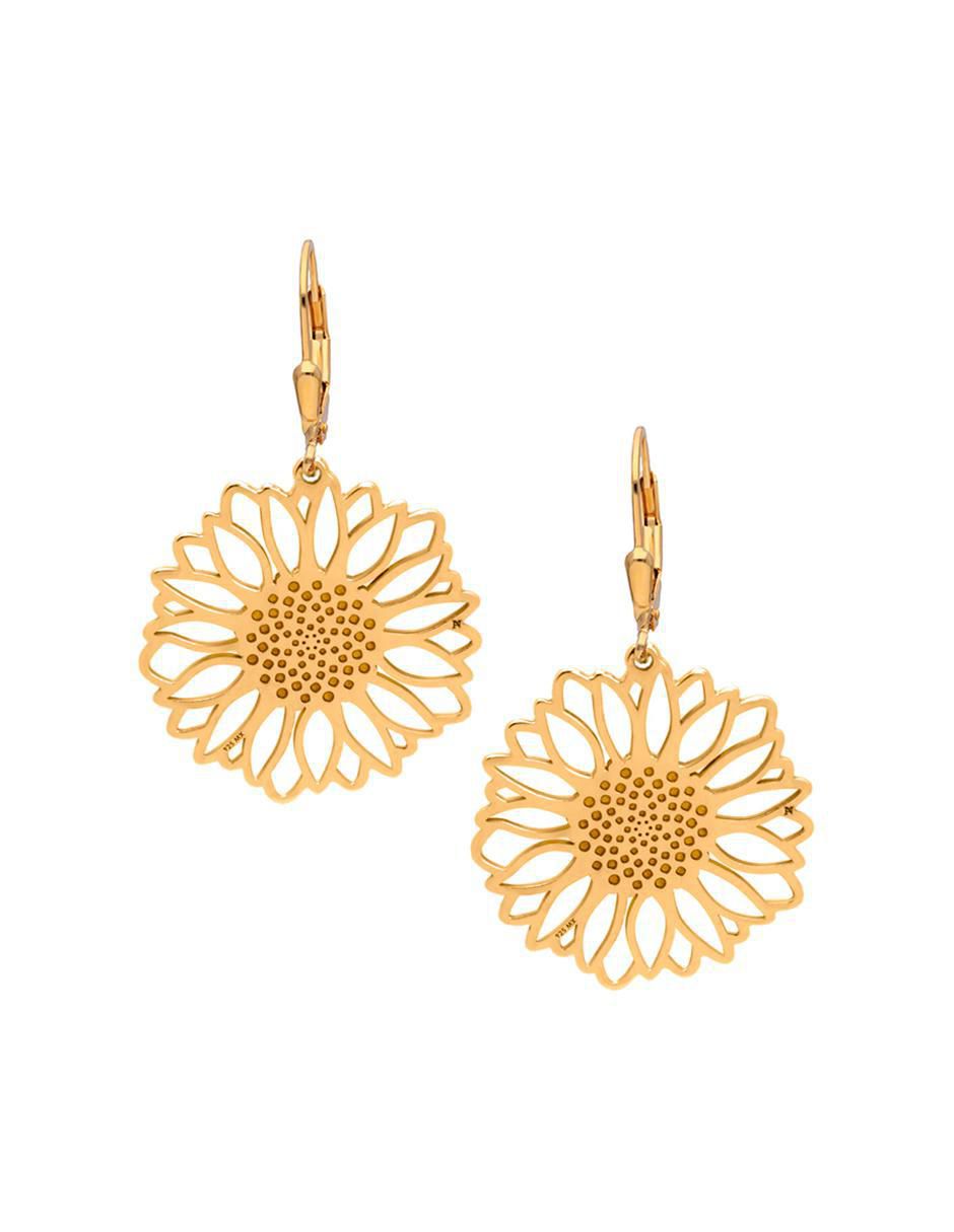 Aretes largos de flor con acabado baño de oro 14 k Aretes largos de flor con acabado baño de oro 14 k