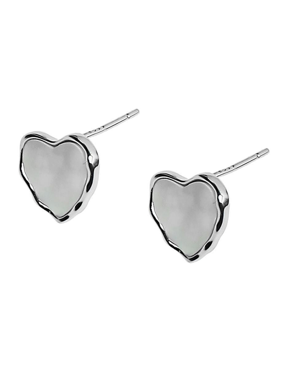 Aretes cortos de corazón de plata P 925 con acabado baño rodio madre perla 2