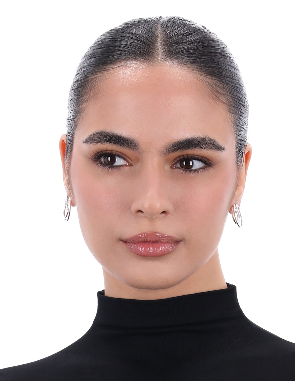 Aretes cortos circulares con acabado pulido 3