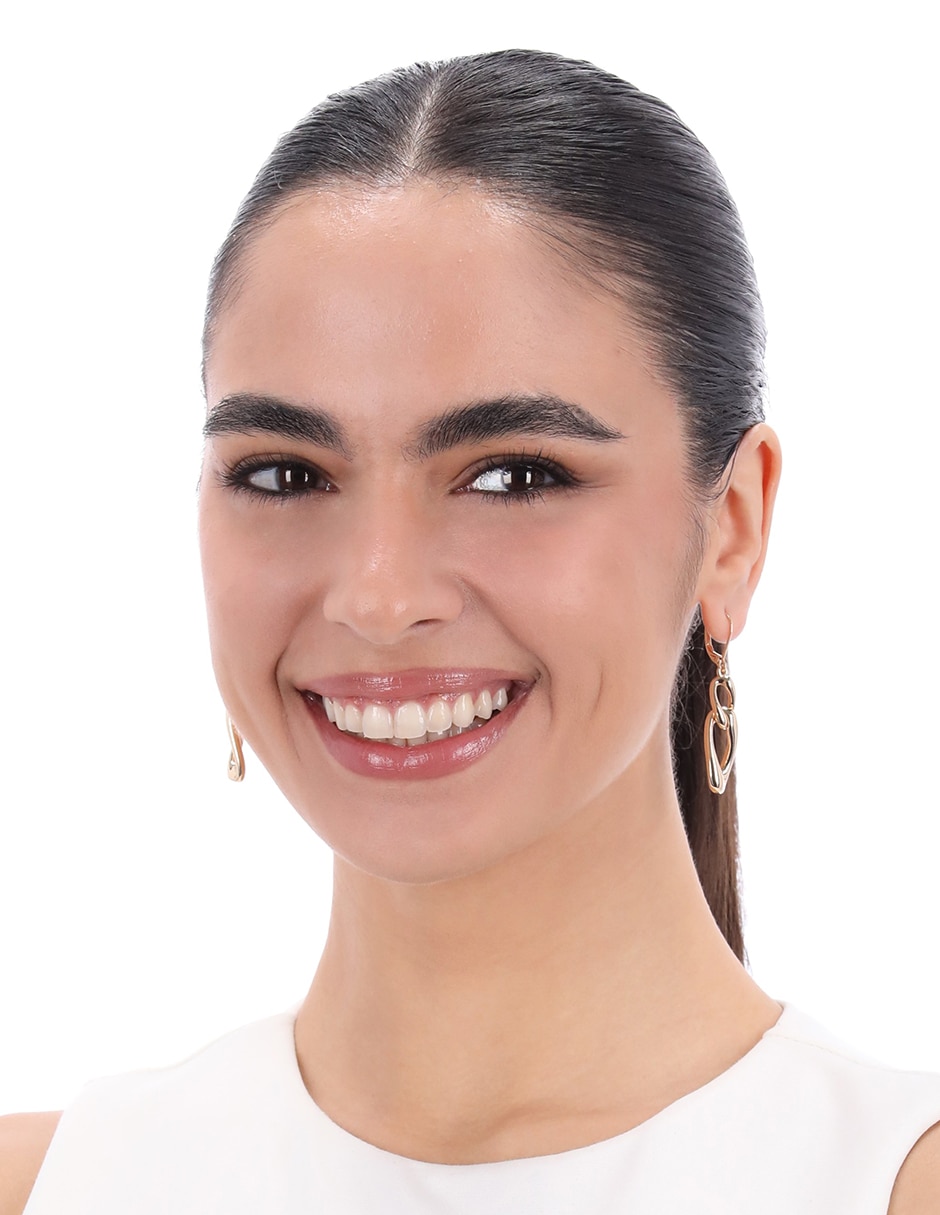 Aretes largos de eslabones Forever Linked con acabado brillante 3