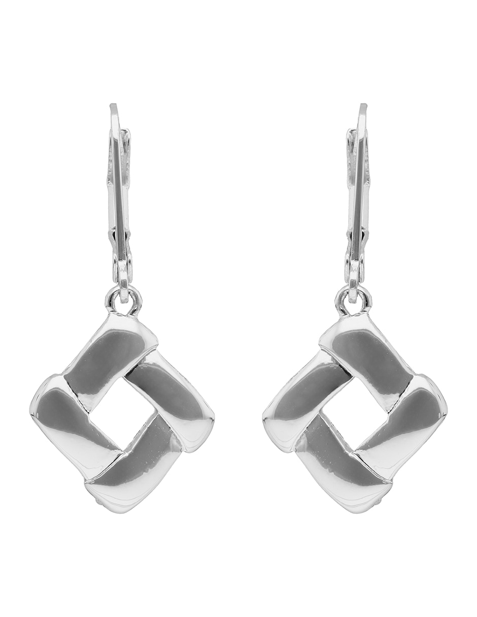 Aretes cortos cuadrados silver shapes con acabado liso pulido