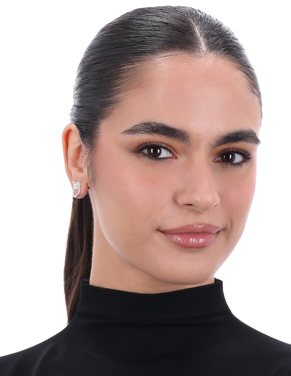 Aretes cortos de mariposa Social Cz Ears con acabado pulido 3
