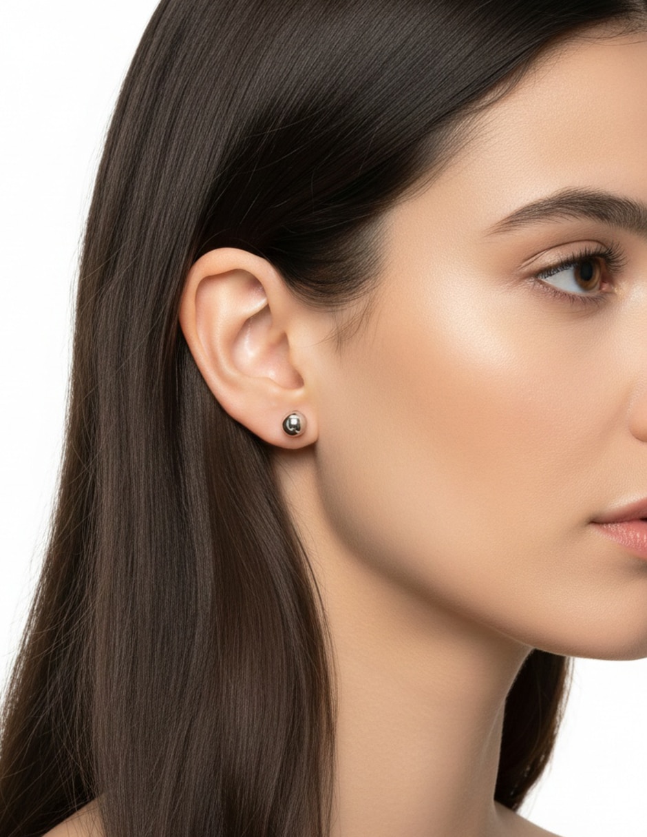 Set de aretes cortos con acabado pulido 3