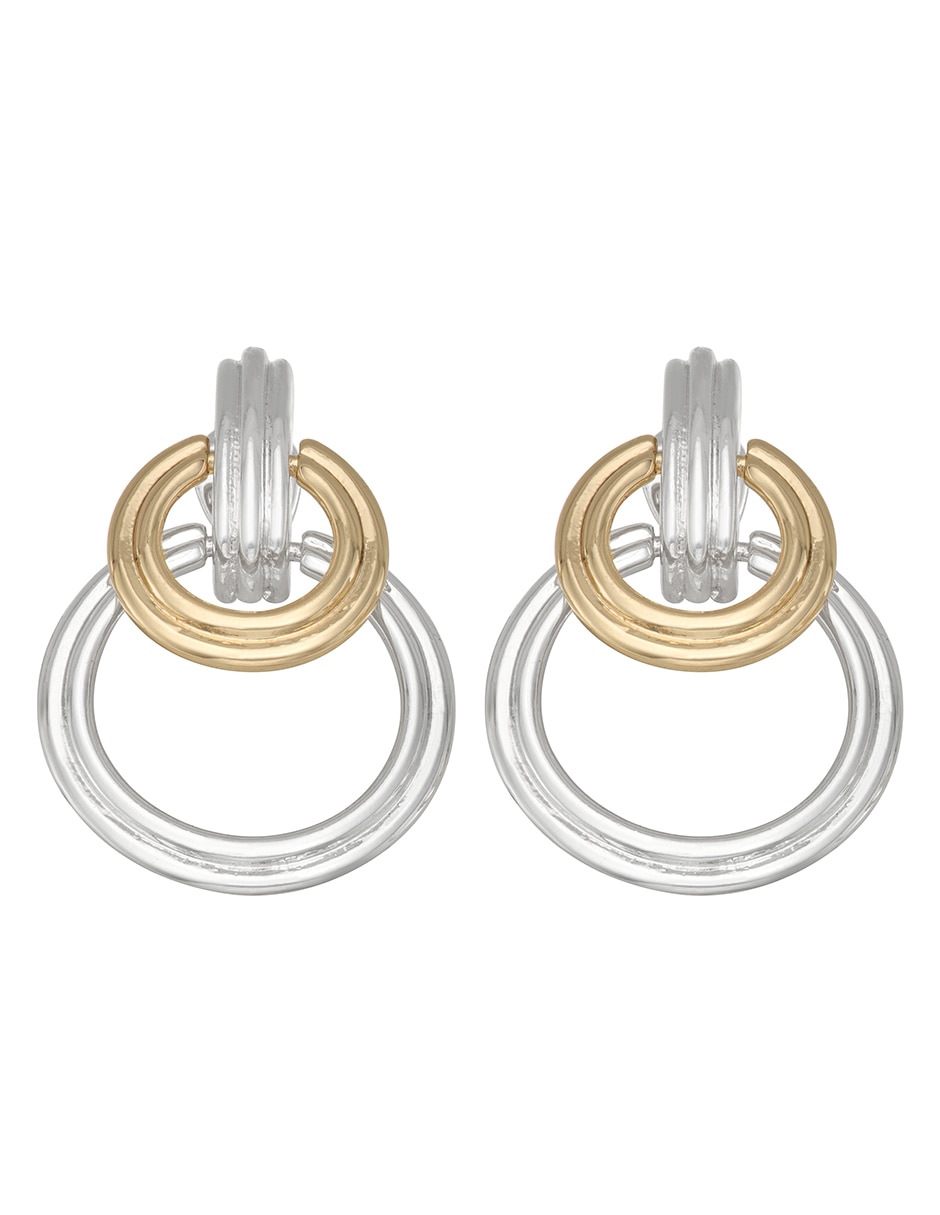 Aretes cortos circulares con acabado pulido