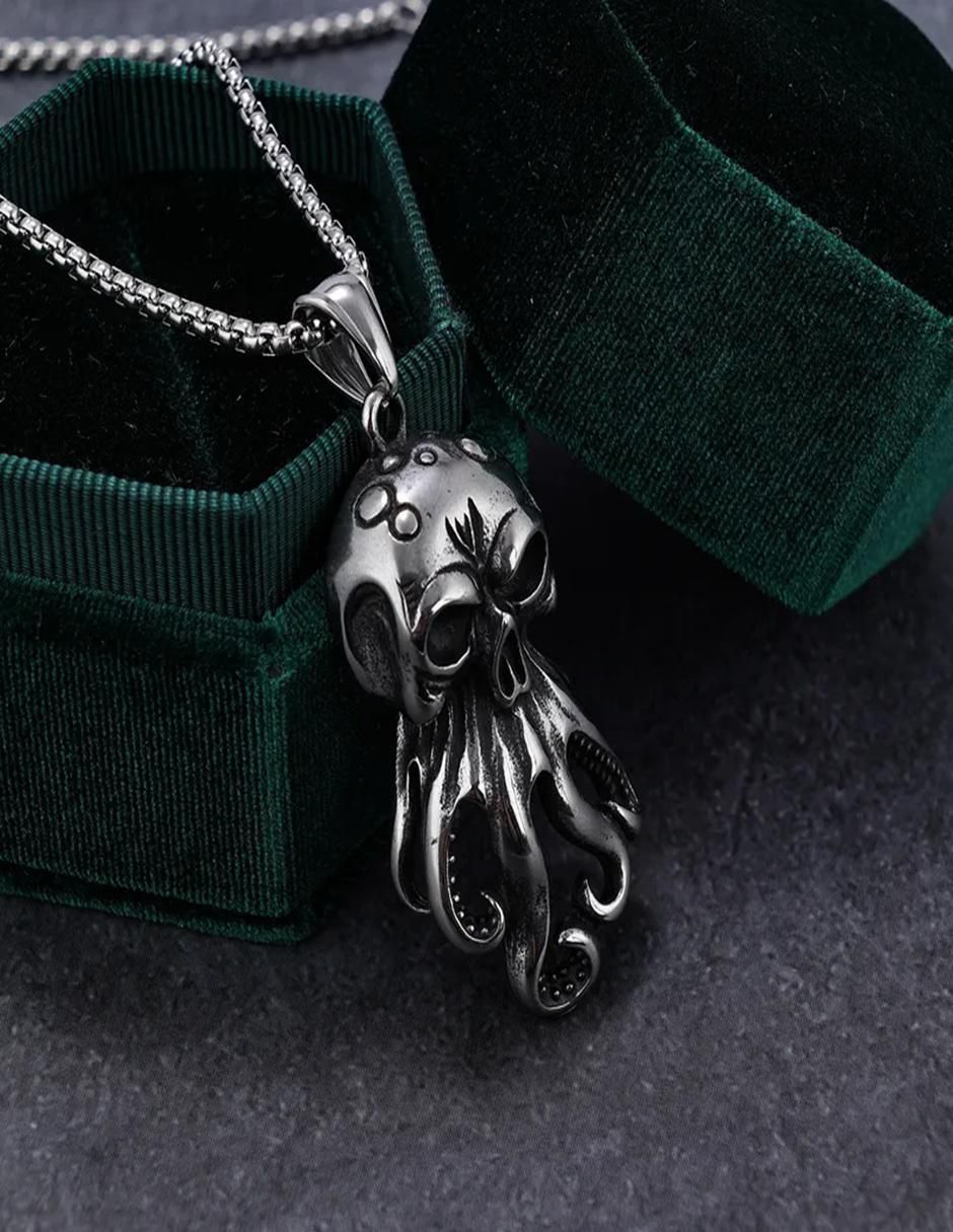 Collar con dije de calavera 3