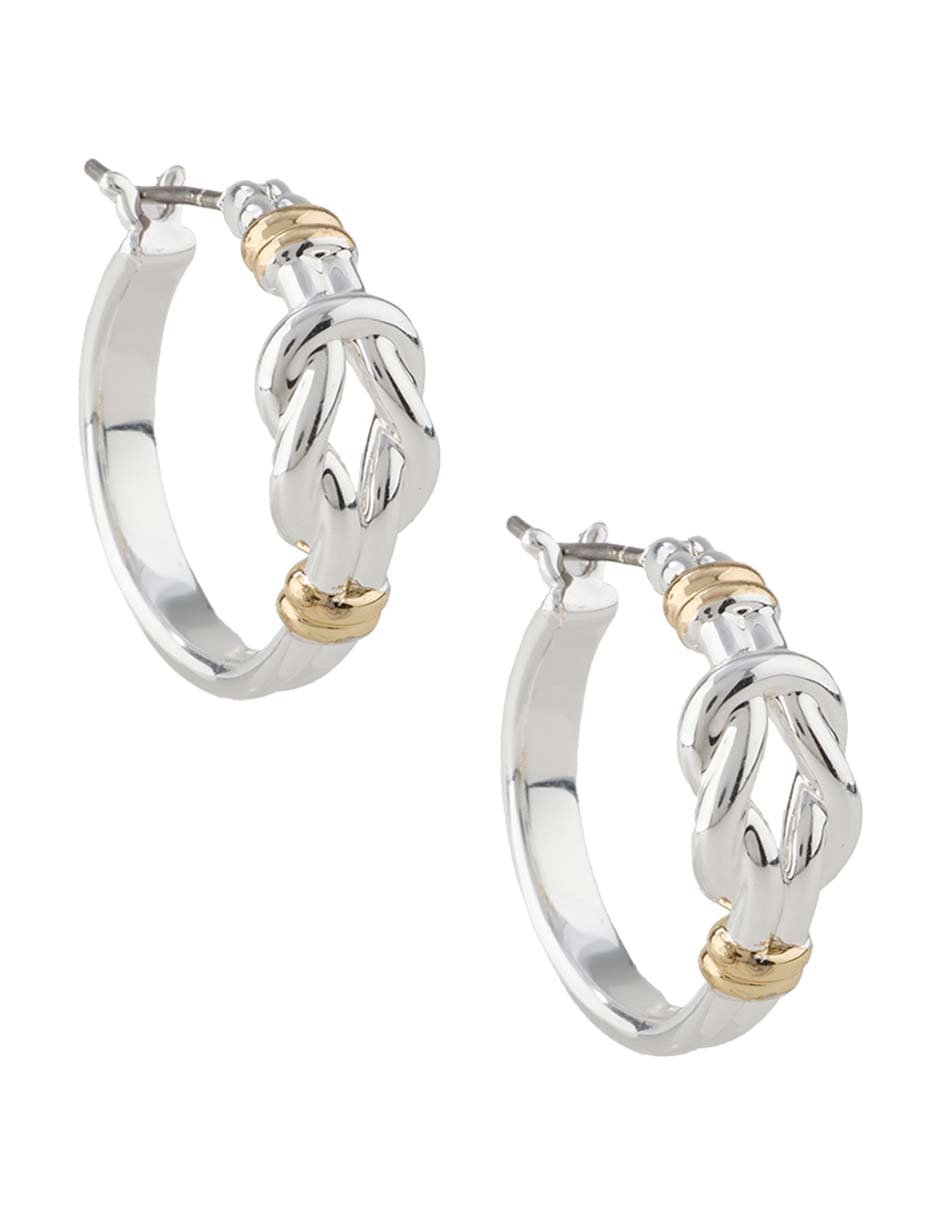 Aretes de aro de nudo Daisie con acabado pulido 2