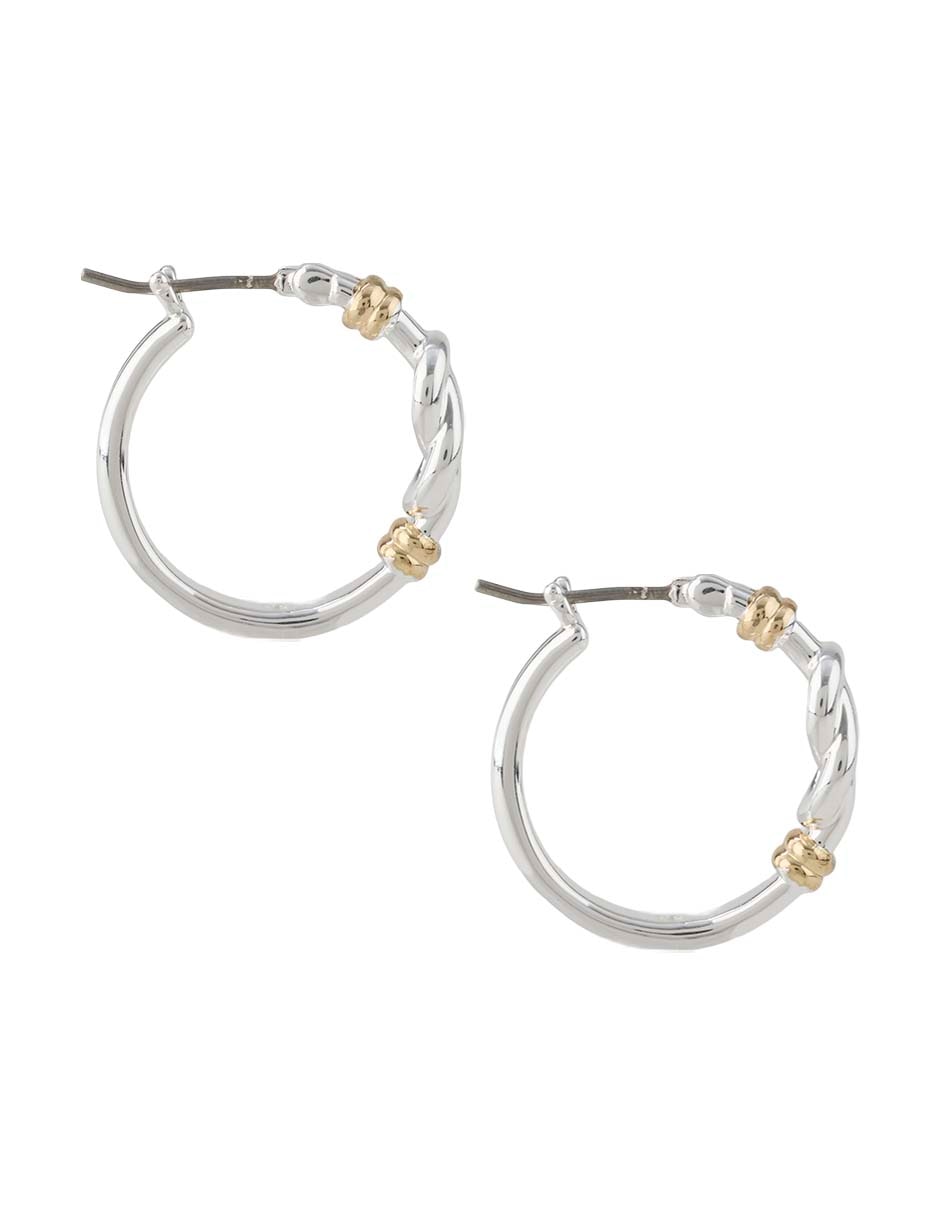 Aretes de aro de nudo Daisie con acabado pulido 4