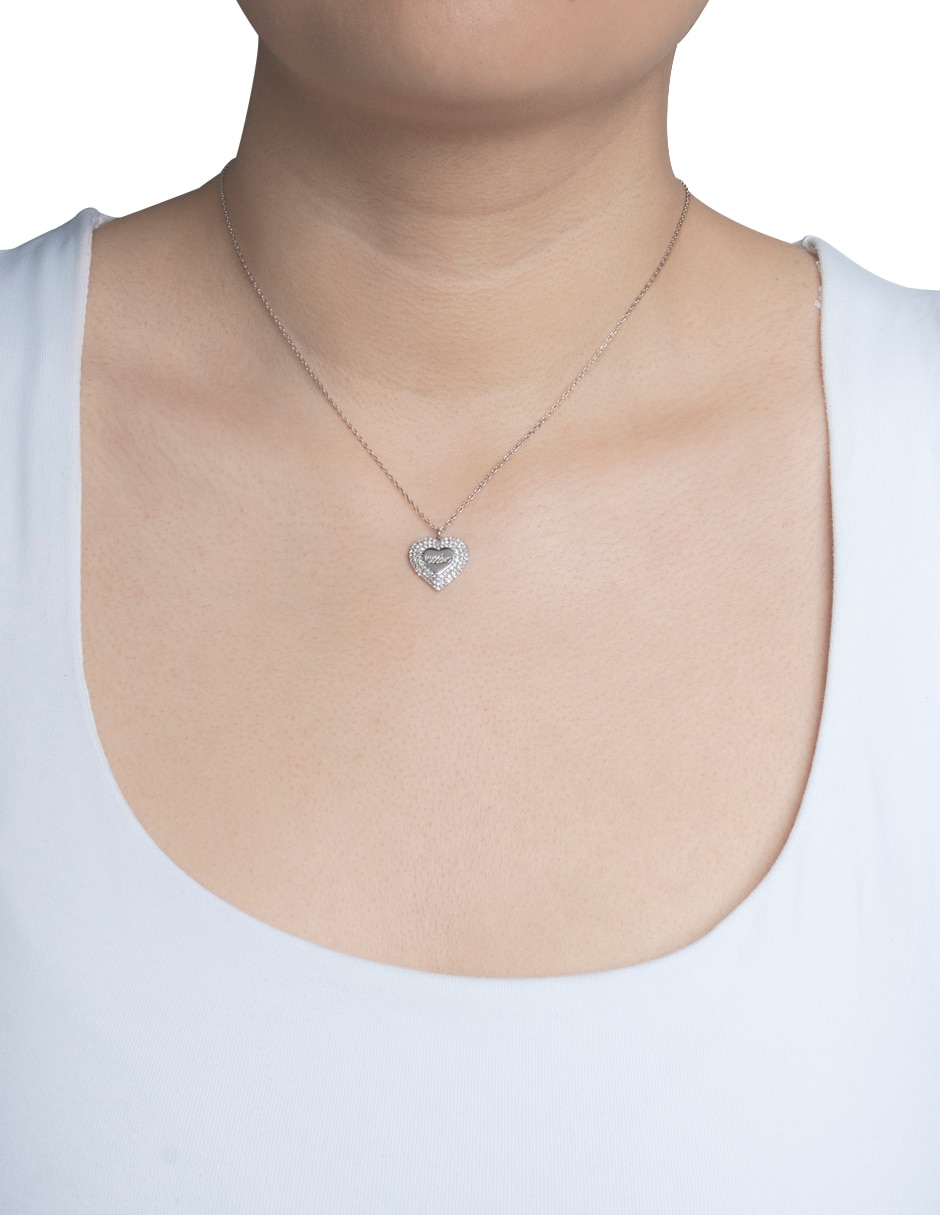 Collar con dije de corazón 3