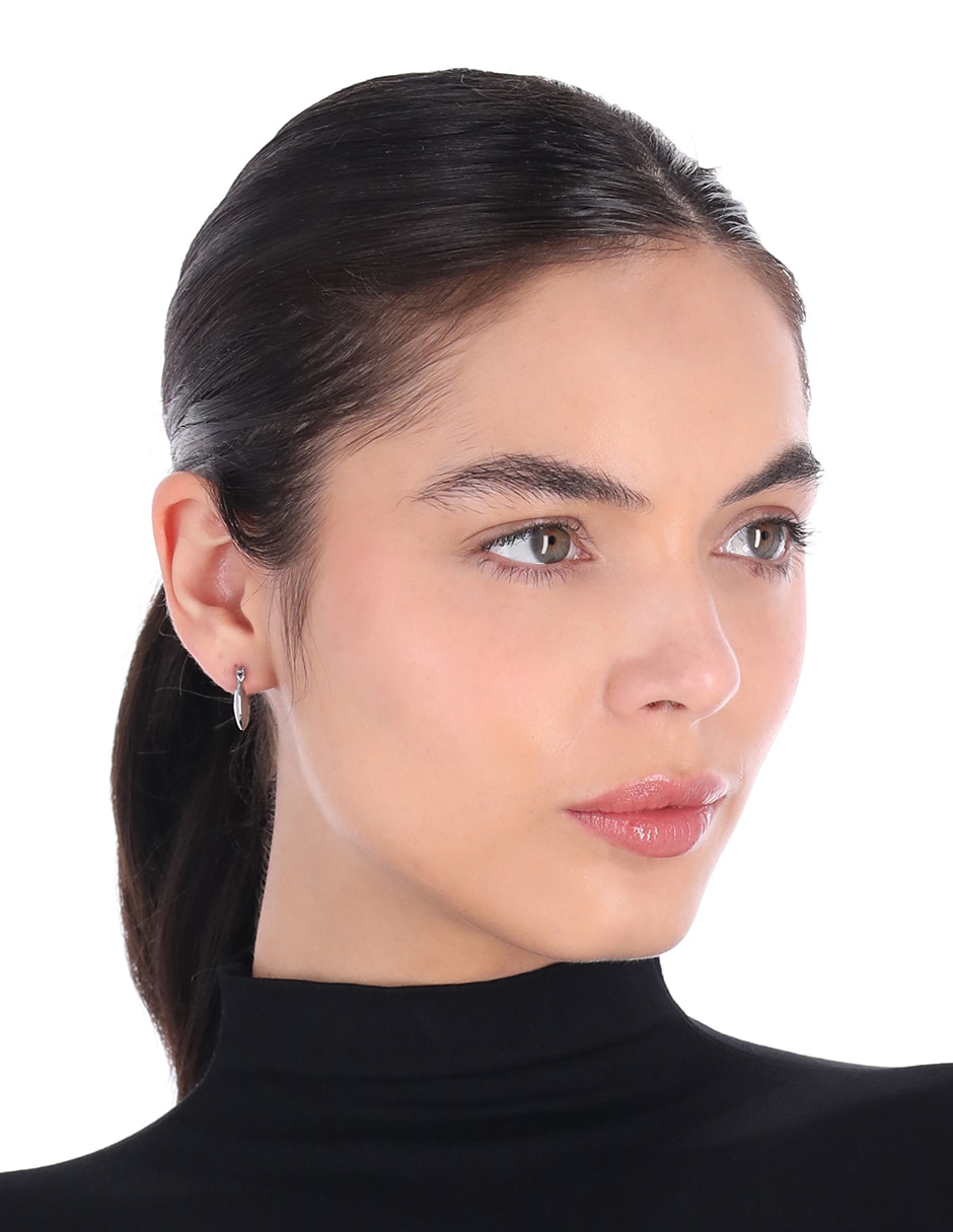 Set de aretes Tritone Organic Discs con acabado pulido 3