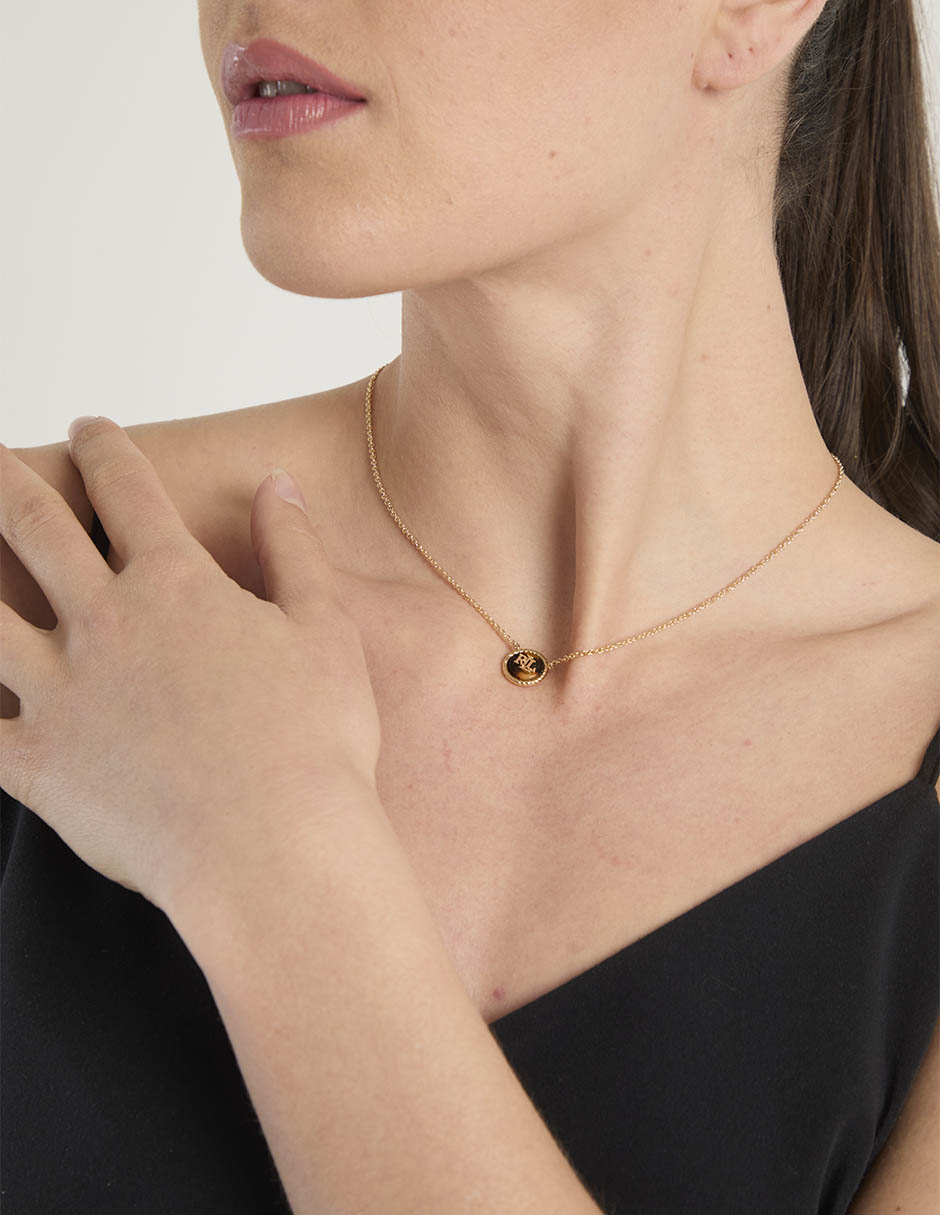 Collar 5