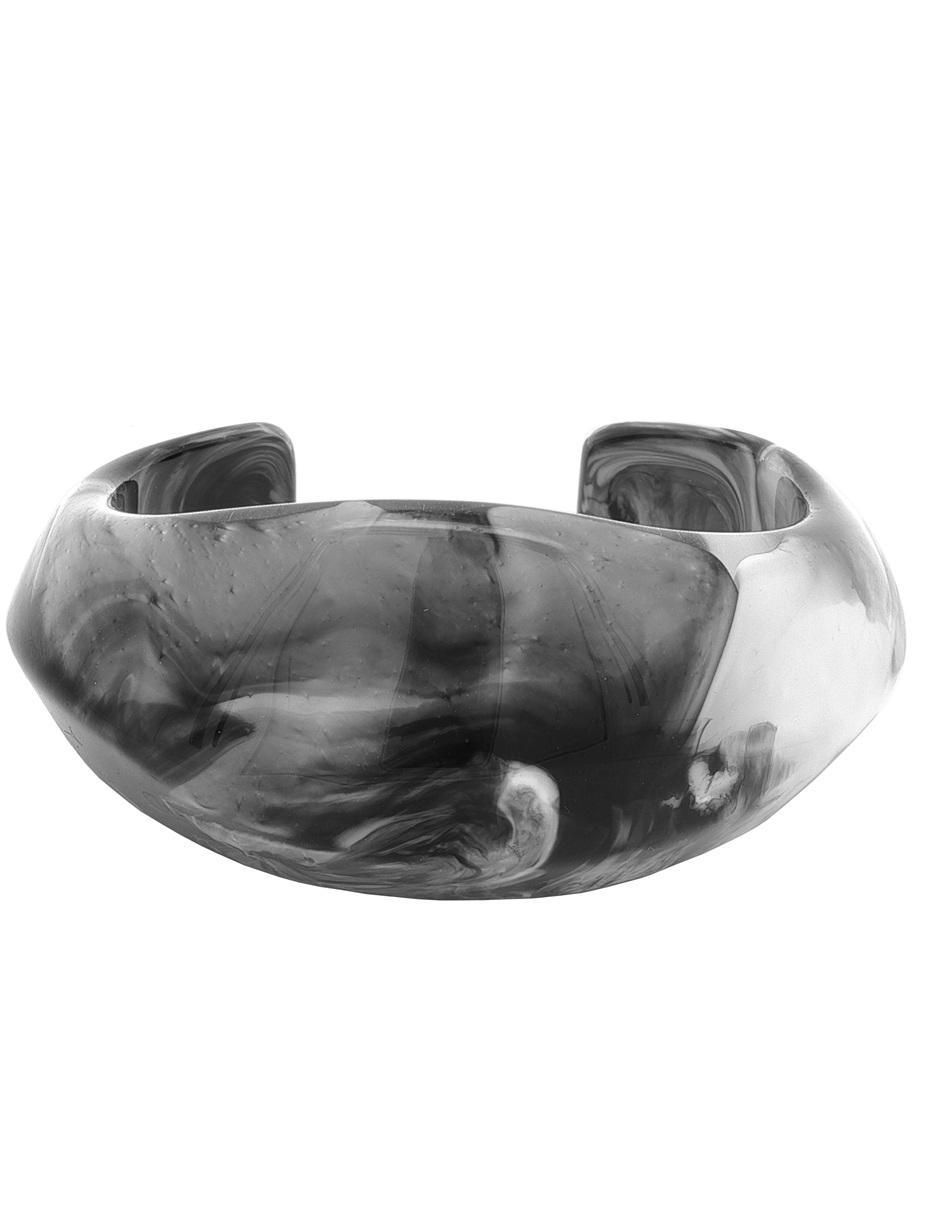 Brazalete con acabado brillante