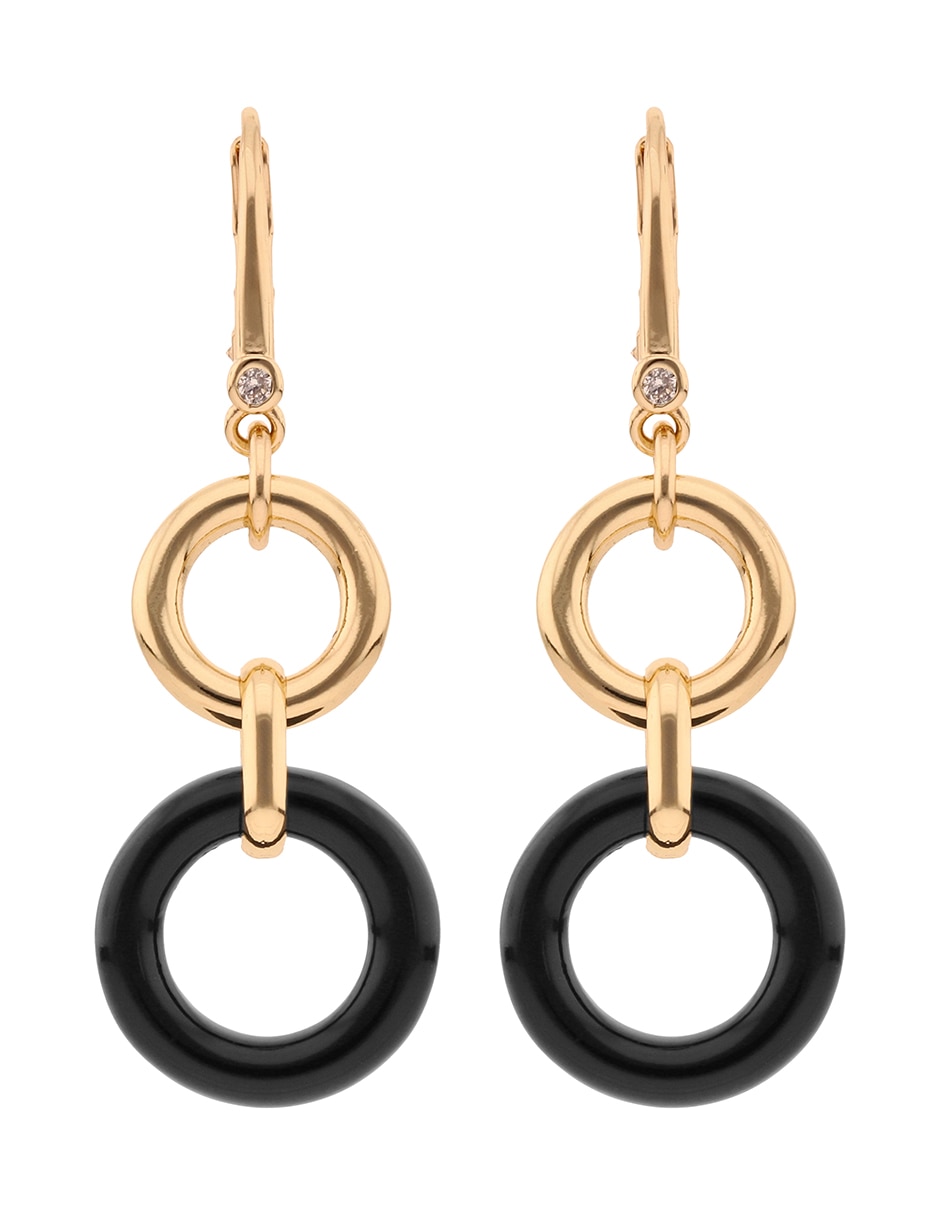 Aretes cortos baylor con acabado liso mate