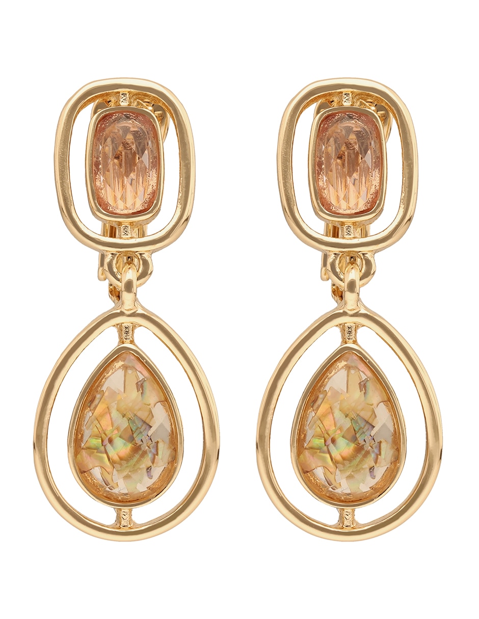 Aretes largos con acabado brillante