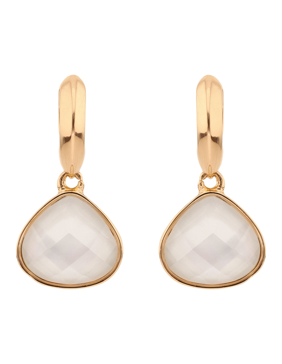 Aretes cortos de gota con acabado esmaltado