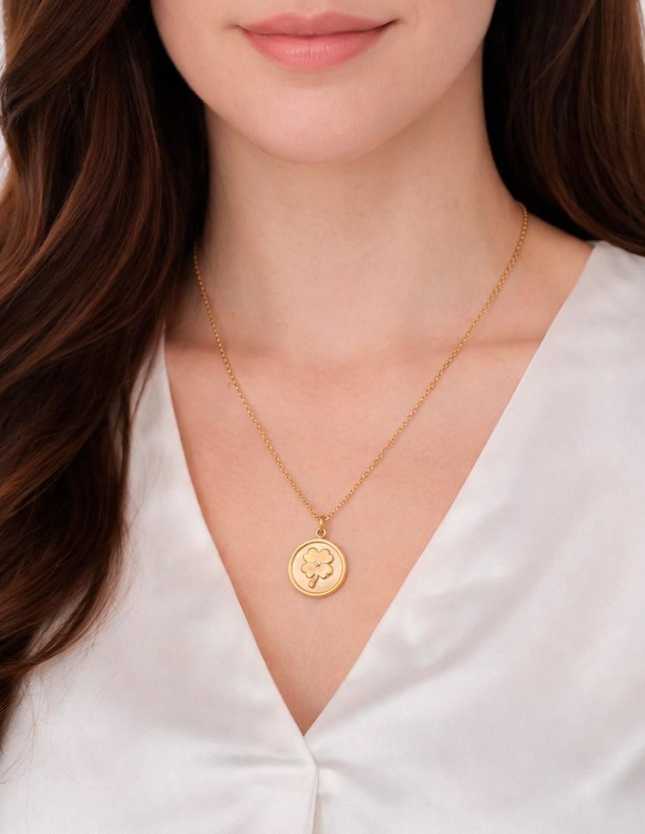 Collar con dije de trébol chapa de oro 14 K 3