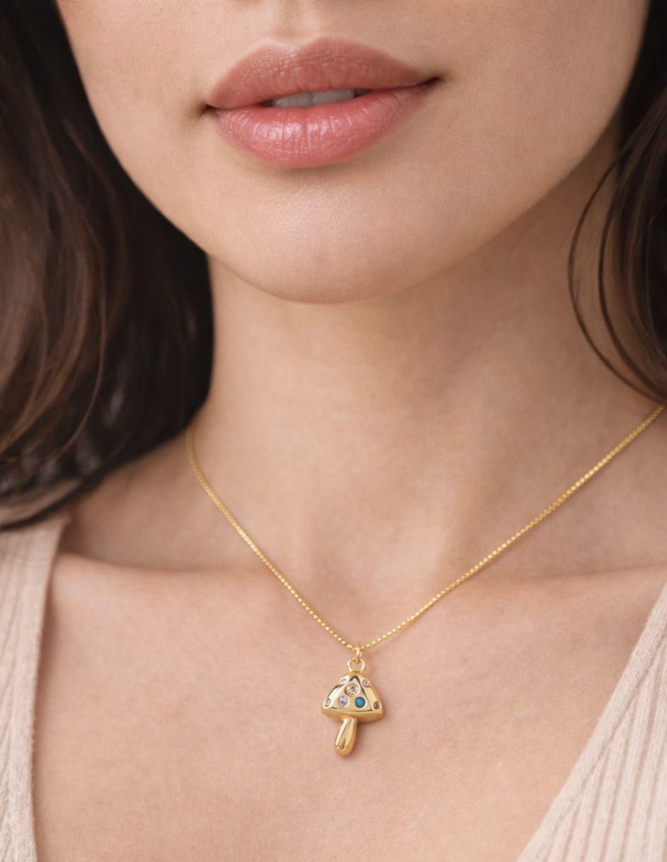 Collar con dije de hongo Myra 18 K 6
