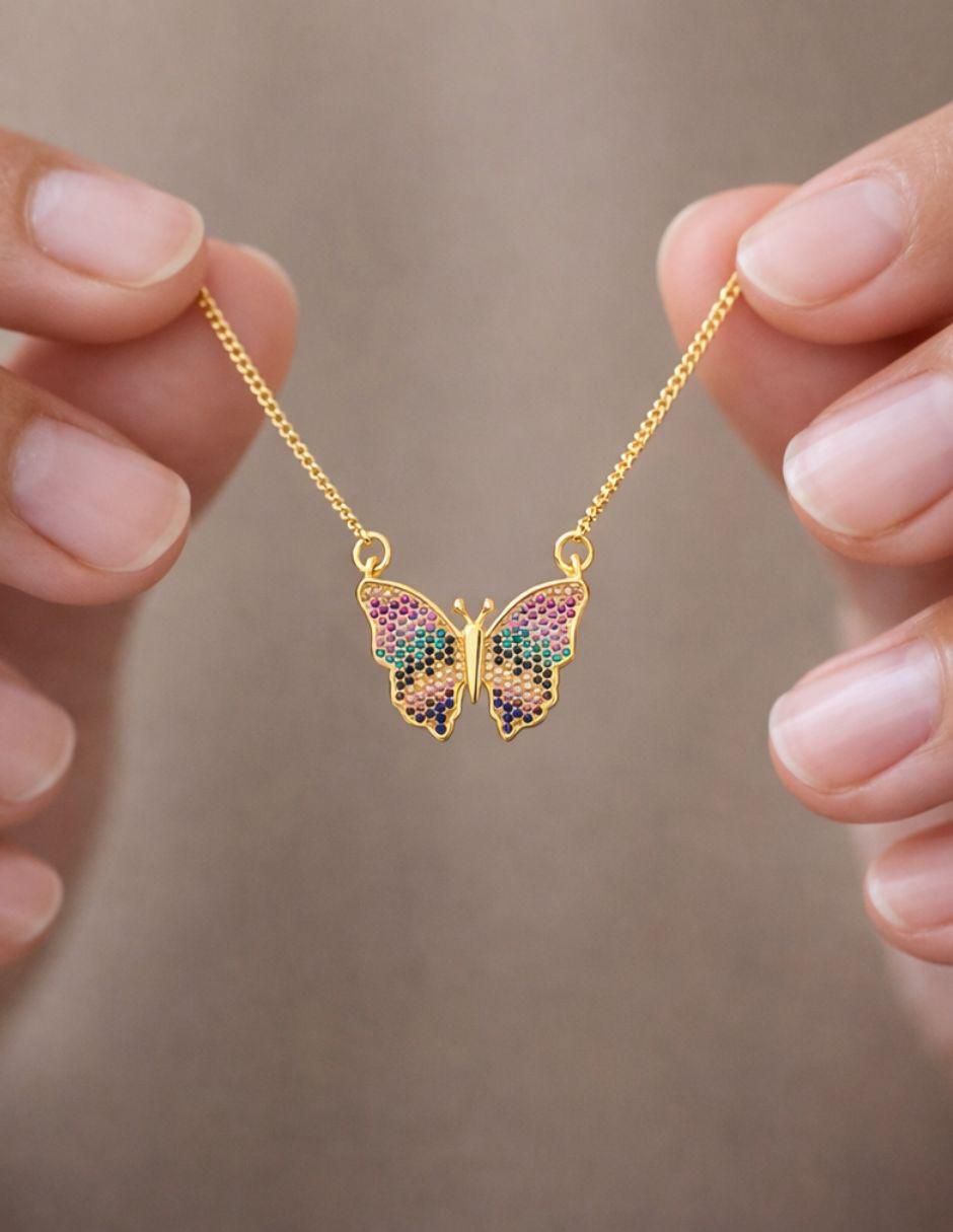 Collar con dije de mariposa Alaria 18 K 6