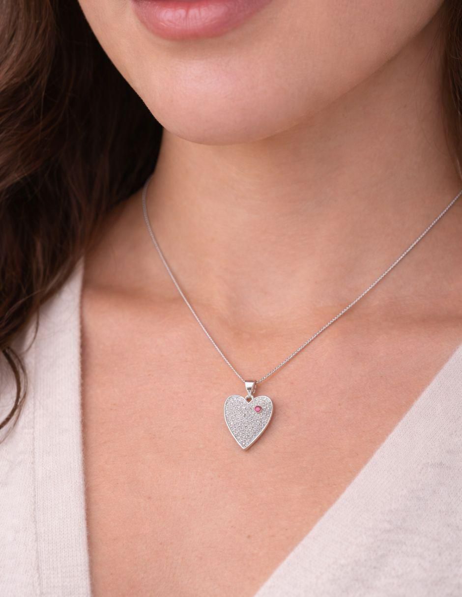 Collar con dije de corazón 5