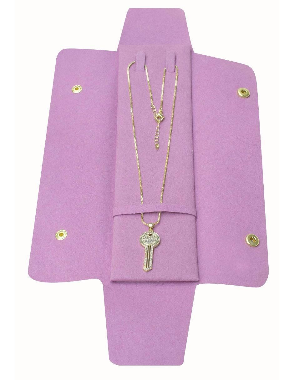 Collar con dije de llave con acabado baño de oro 18 K 5