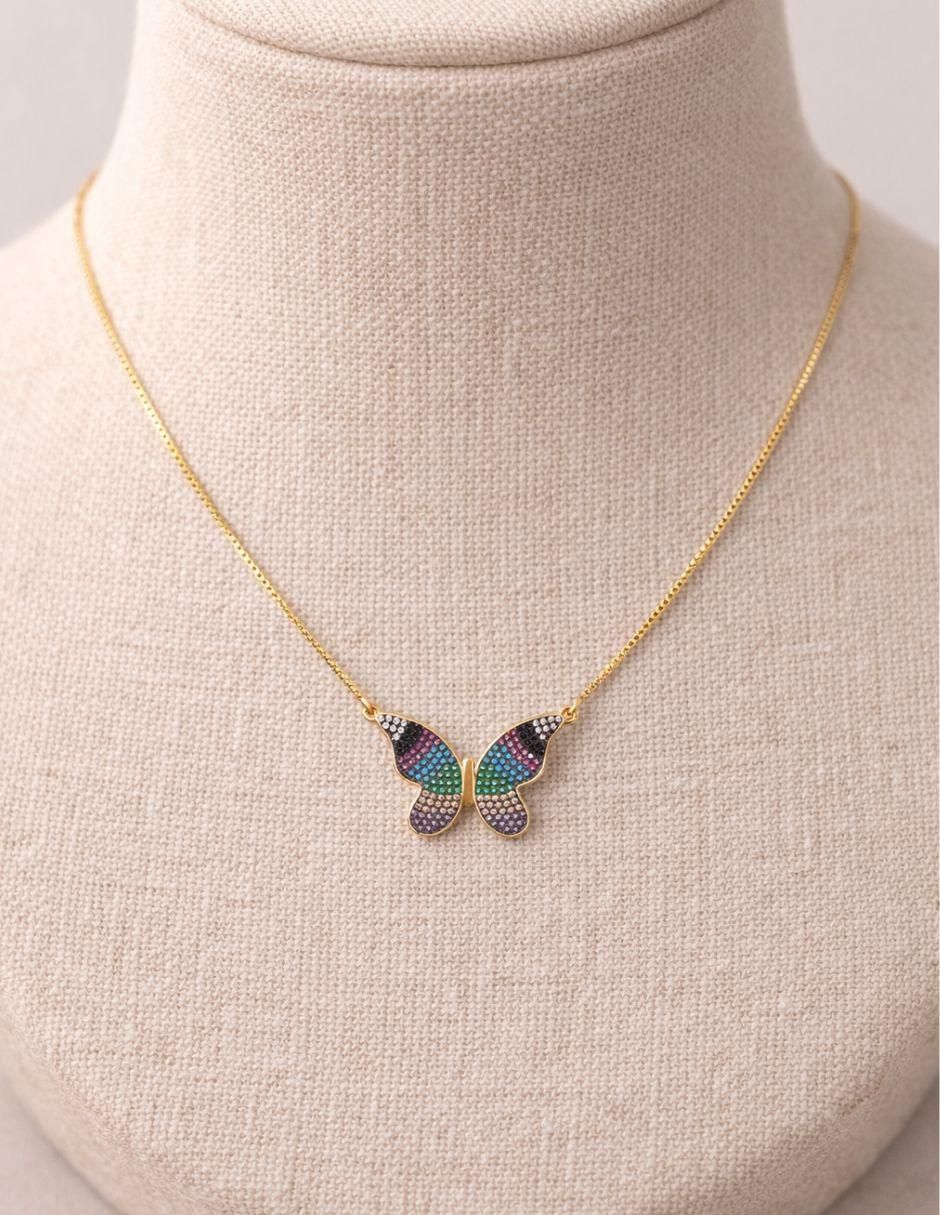 Collar de mariposa Metamorfia con acabado baño de oro 18 K 3