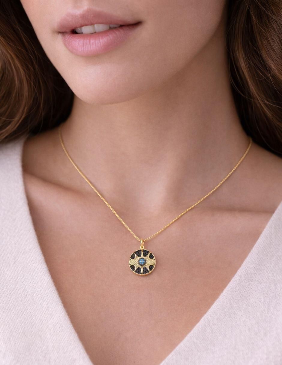 Collar con dije Vortéx con acabado baño de oro 18 K 3