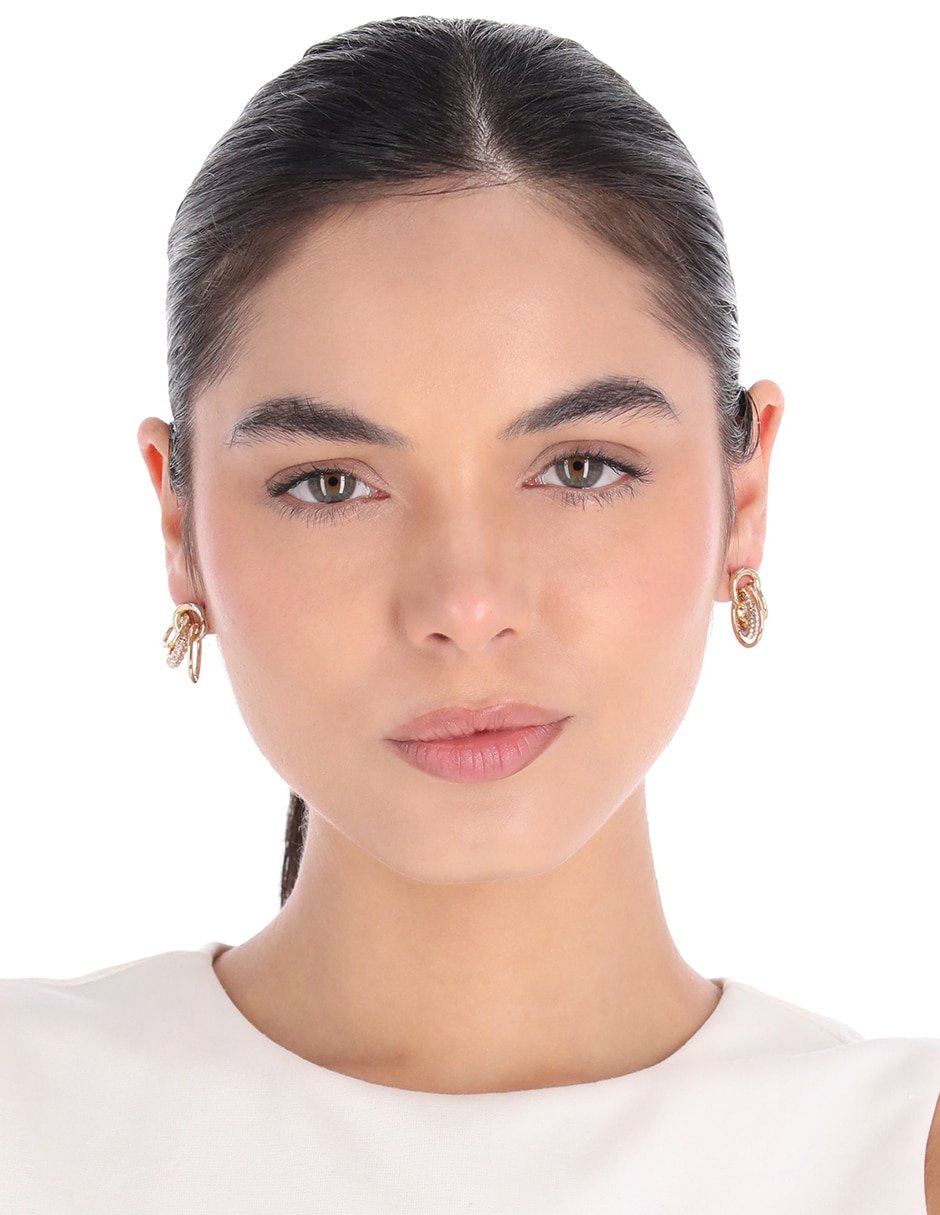 Arracadas Hailey con acabado pavé 3