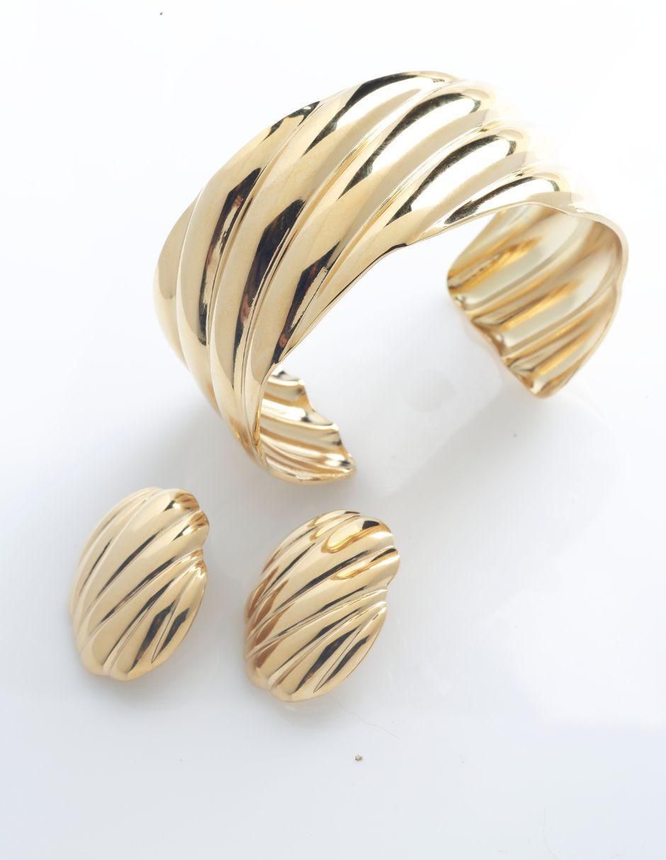 Aretes y pulsera Ondra 2