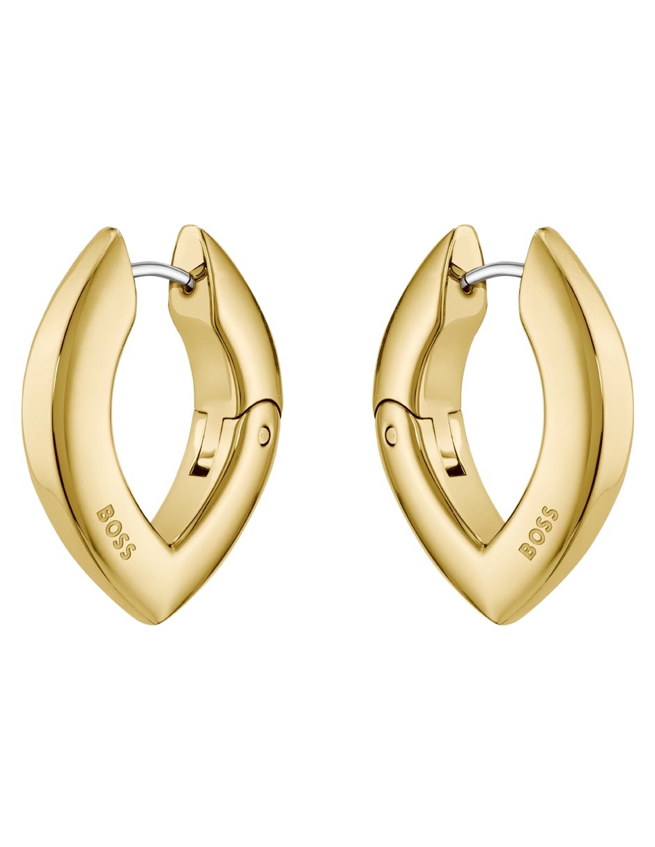 Aretes cortos Fiora con acabado brillante