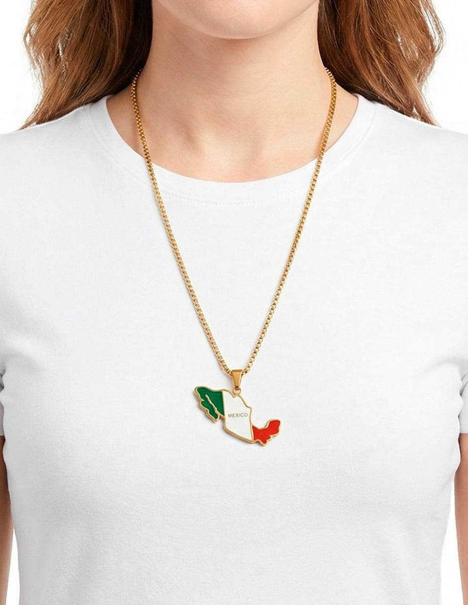 Collar con dije Ana María México 4
