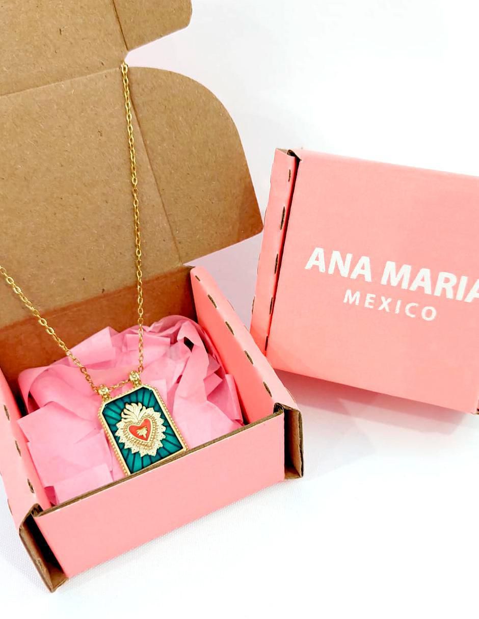 Collar con dije de corazón 4